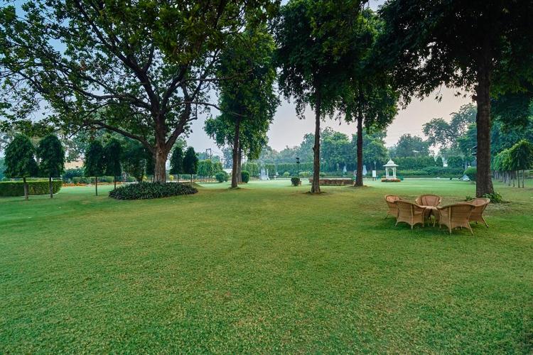 The Lalit Traveller Khajuraho Khajurāho Exterior foto